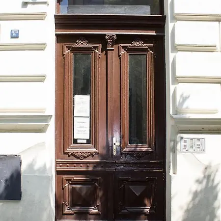 Your In Prague, Apt. Estia * Praga